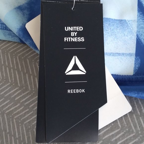 🆕Reebok Women's Lux Bold Graphic Leggings,Chalk Blue, Brand New, NWT, Authentic - Picture 5 of 11